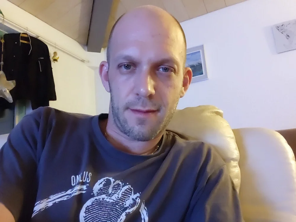 Namastedaddy85 离线聊天室