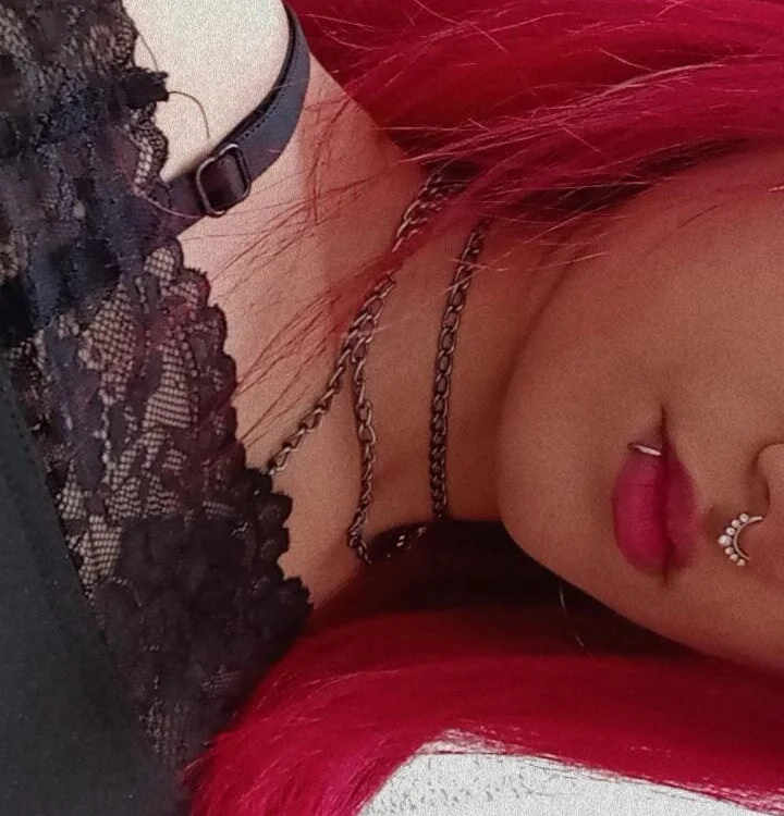 Offline chat soba modela Sammy_rouseee