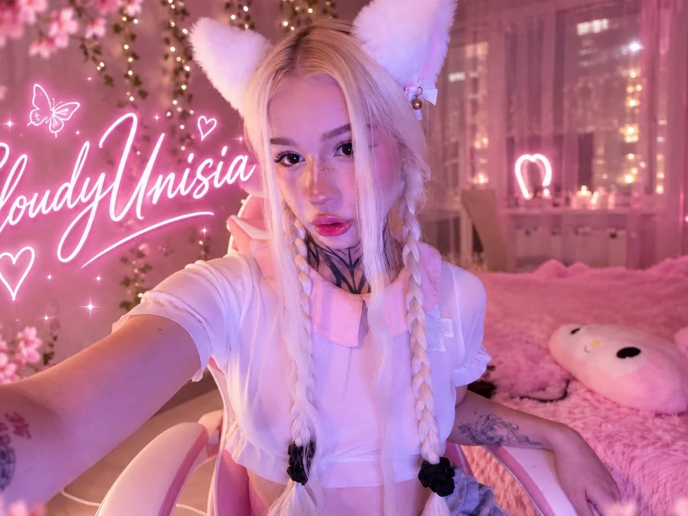 Offline chat soba modela CloudyUniasia