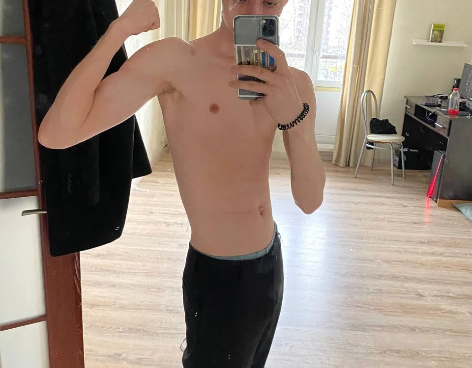 Liam_sexy1 offline chatrum